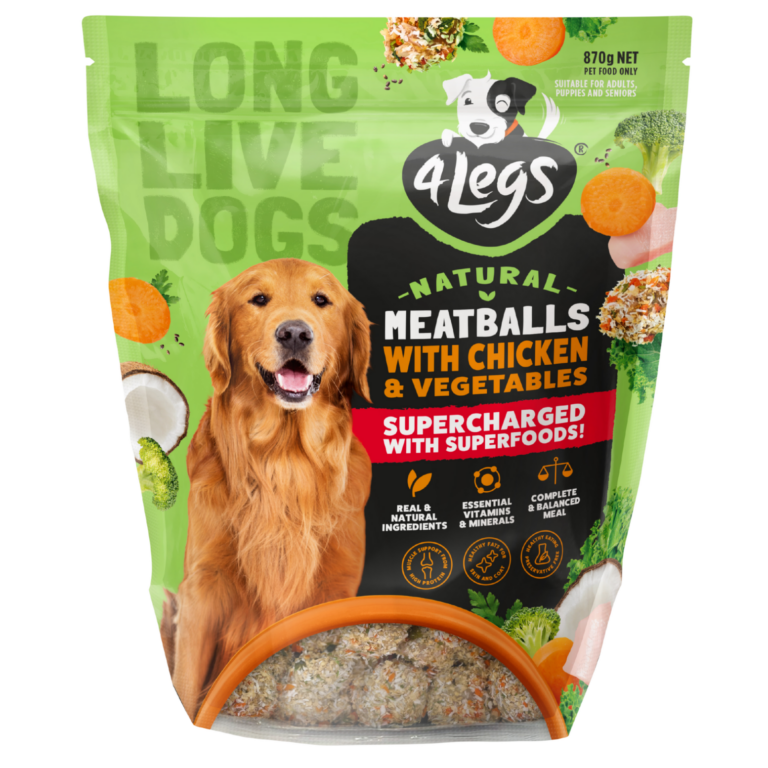 4Legs Natural Meatballs with Chicken and Vegetables 870g pouch, supercharged with superfoods